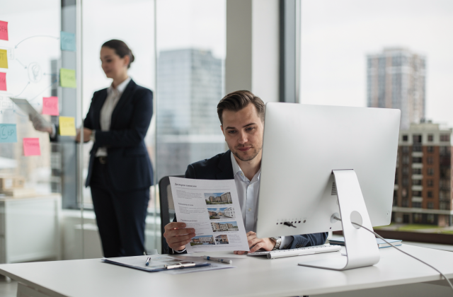Интеграция сайта застройщика с CRM: как автоматизировать обработку заявок